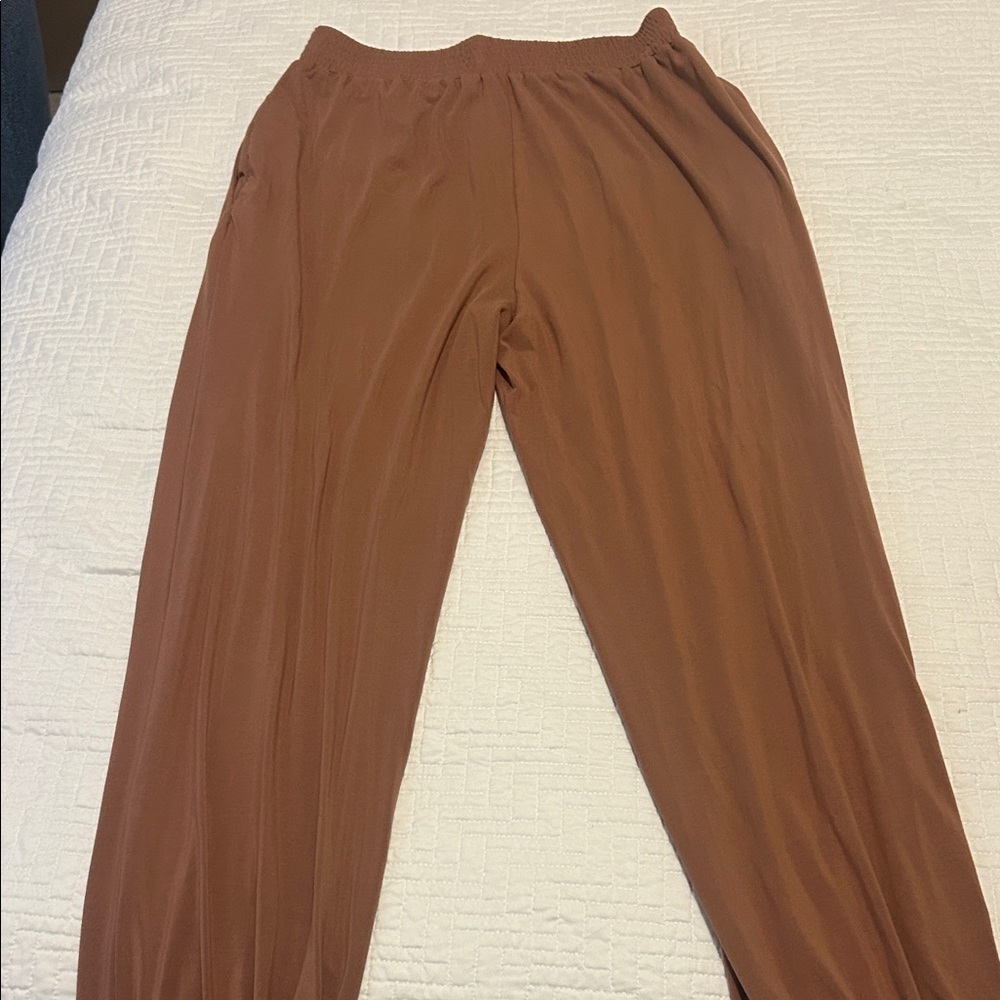 lounge pants